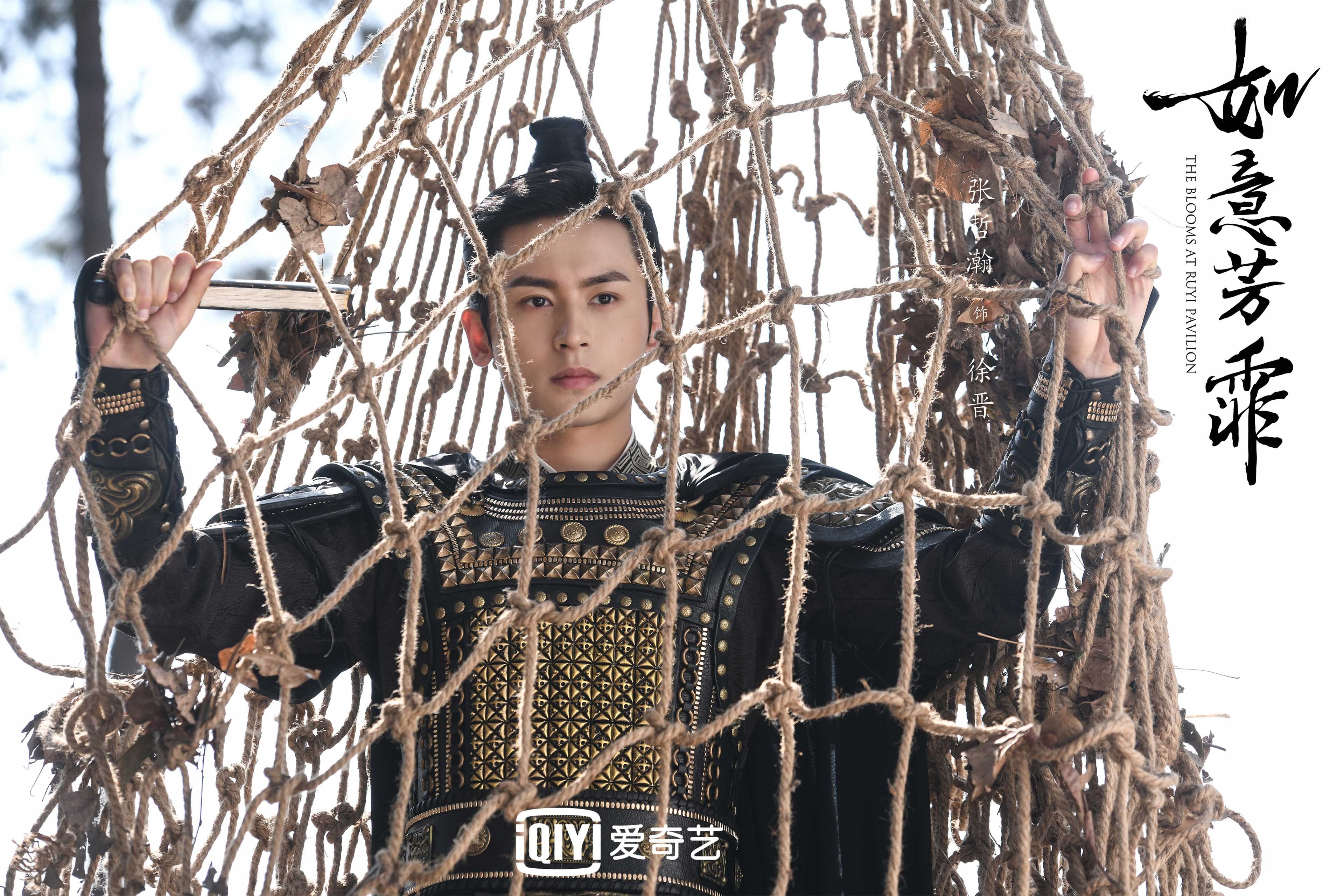 改写为_ 比赛结束后,球队伤病频发,比赛结束了,队员们拖着疲惫的身体扬长而去