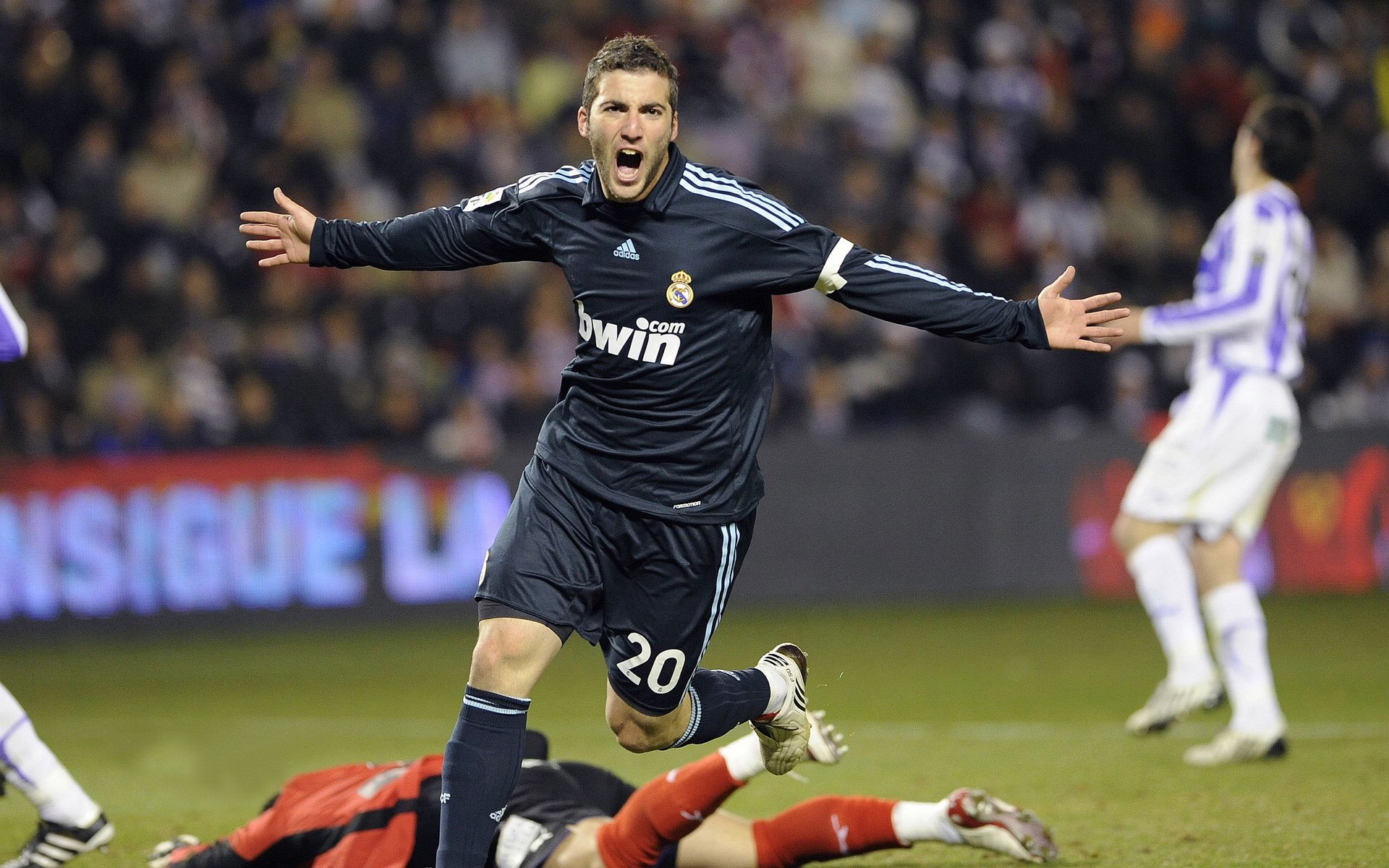 业余选手到职业选手的成长路径调查，职业选手和业余选手的区别感悟