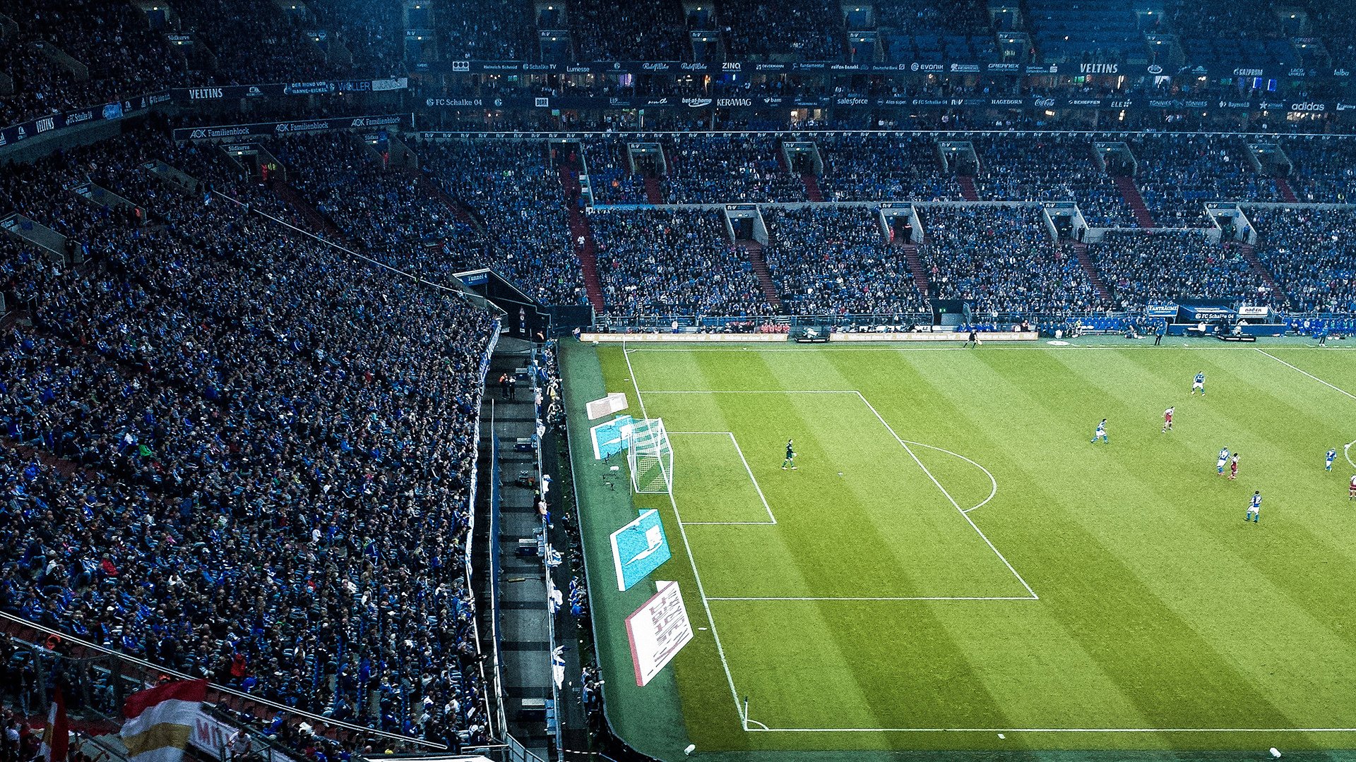 igame vip-场面激烈：双方攻防对抗让比赛紧张刺激！，比赛双方的对抗十分激烈